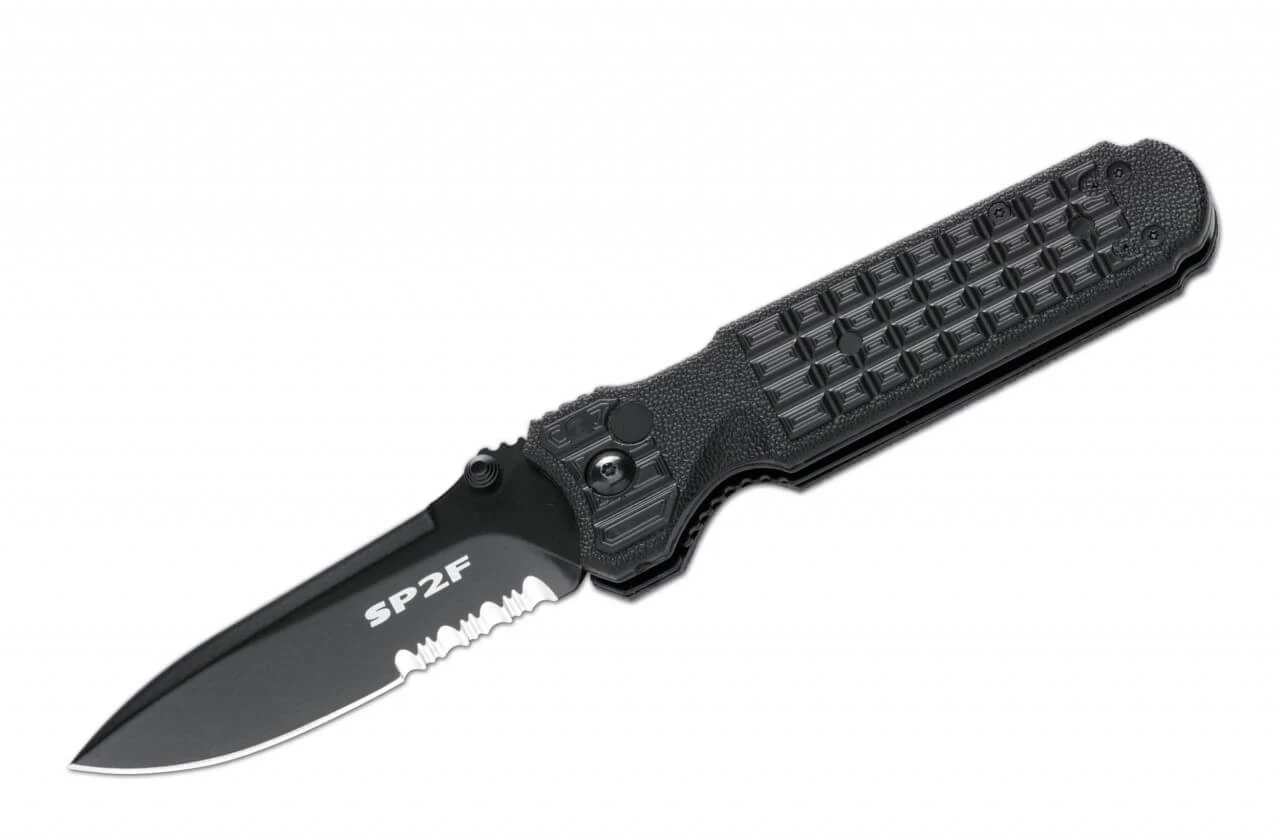 Predator II Black Serrated 3 Predator II Black Serrated