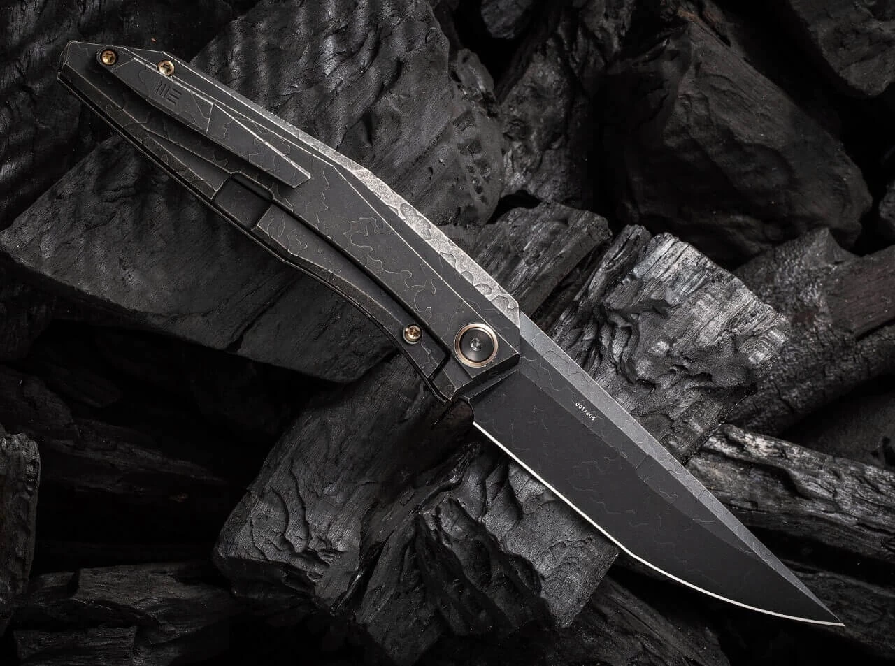 Cybernetic Titanium Black Etching Pattern 4 Cybernetic Titanium Black Etching Pattern – Bild 2